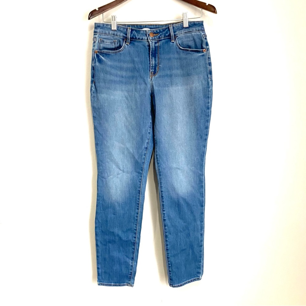 OLD NAVY Womens 8 Medium Wash Mid Rise Pop Icon Skinny Jeans GG19